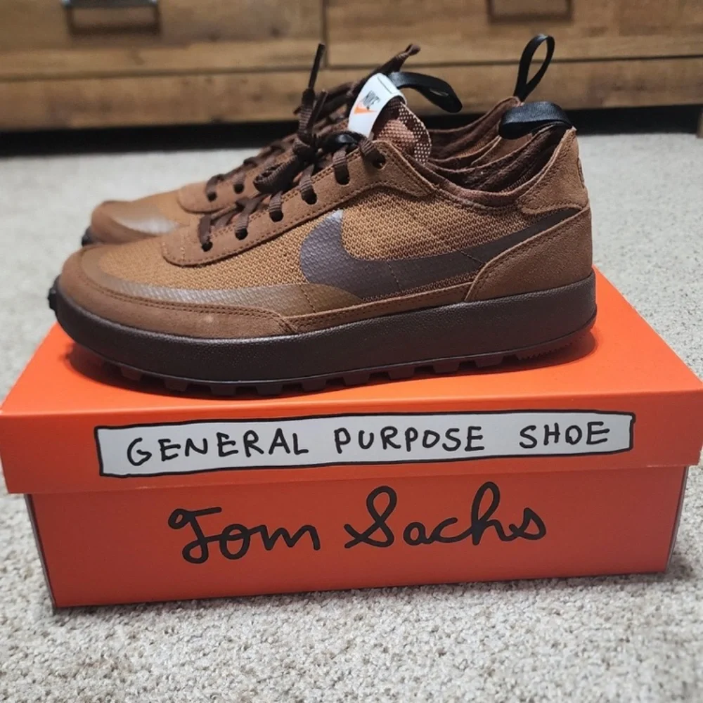 Nike Brown Athletic Shoes - Picture 3 of 10